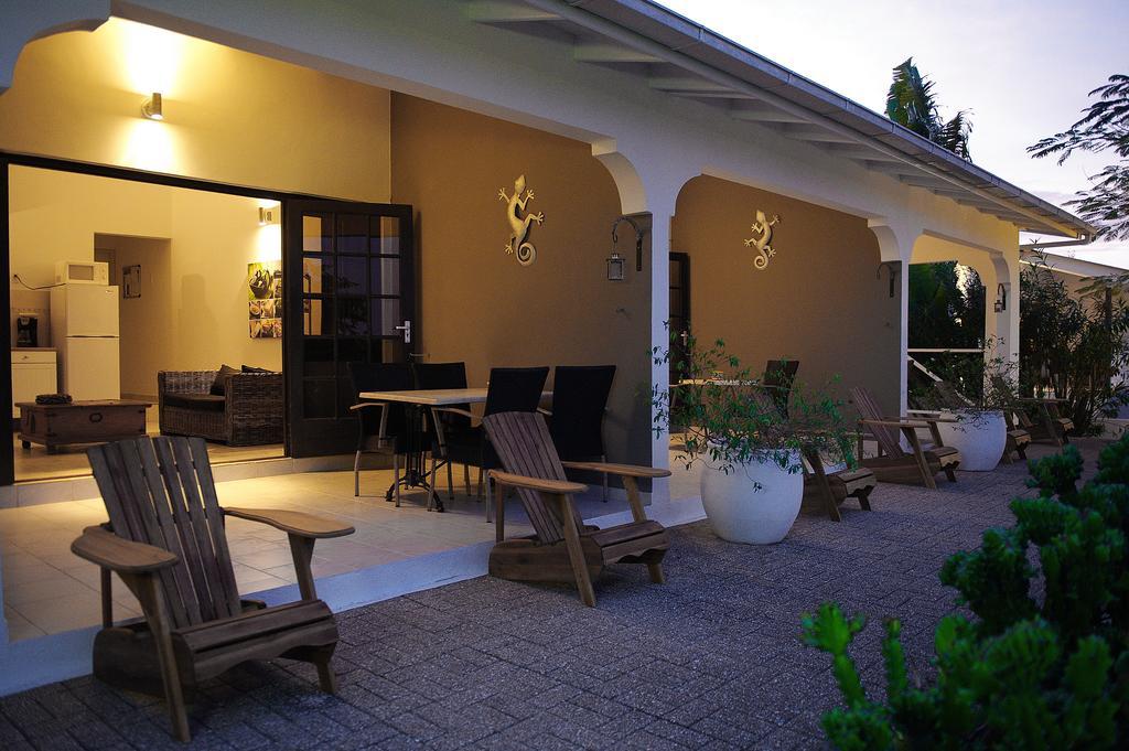 Bantopa Apartments Willemstad Szoba fotó